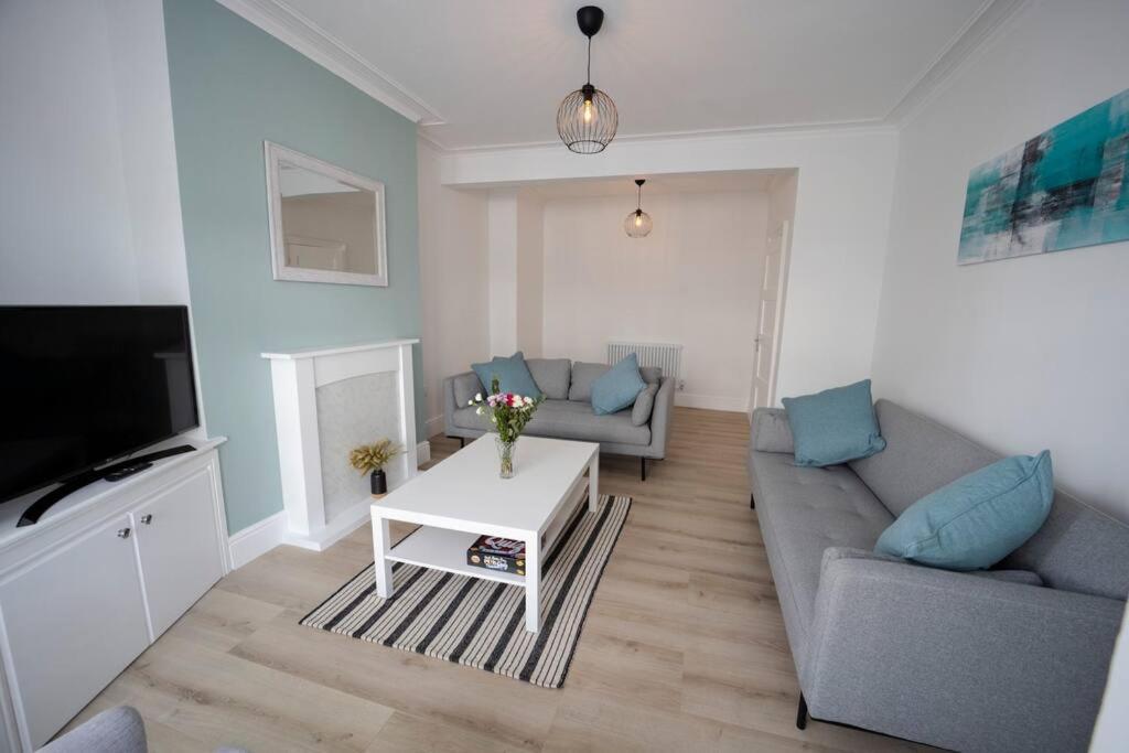 Spacious Holiday Home In Порткоул Екстериор снимка